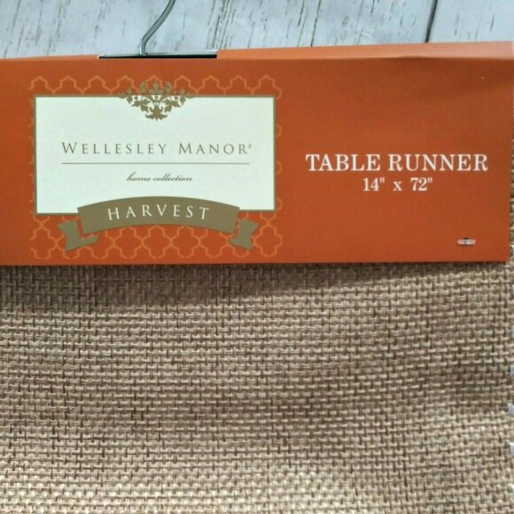 Wellesley Manor Harvest Table Runner 14x72 Applique Embroidery Lined Nice - Picture 5 of 5